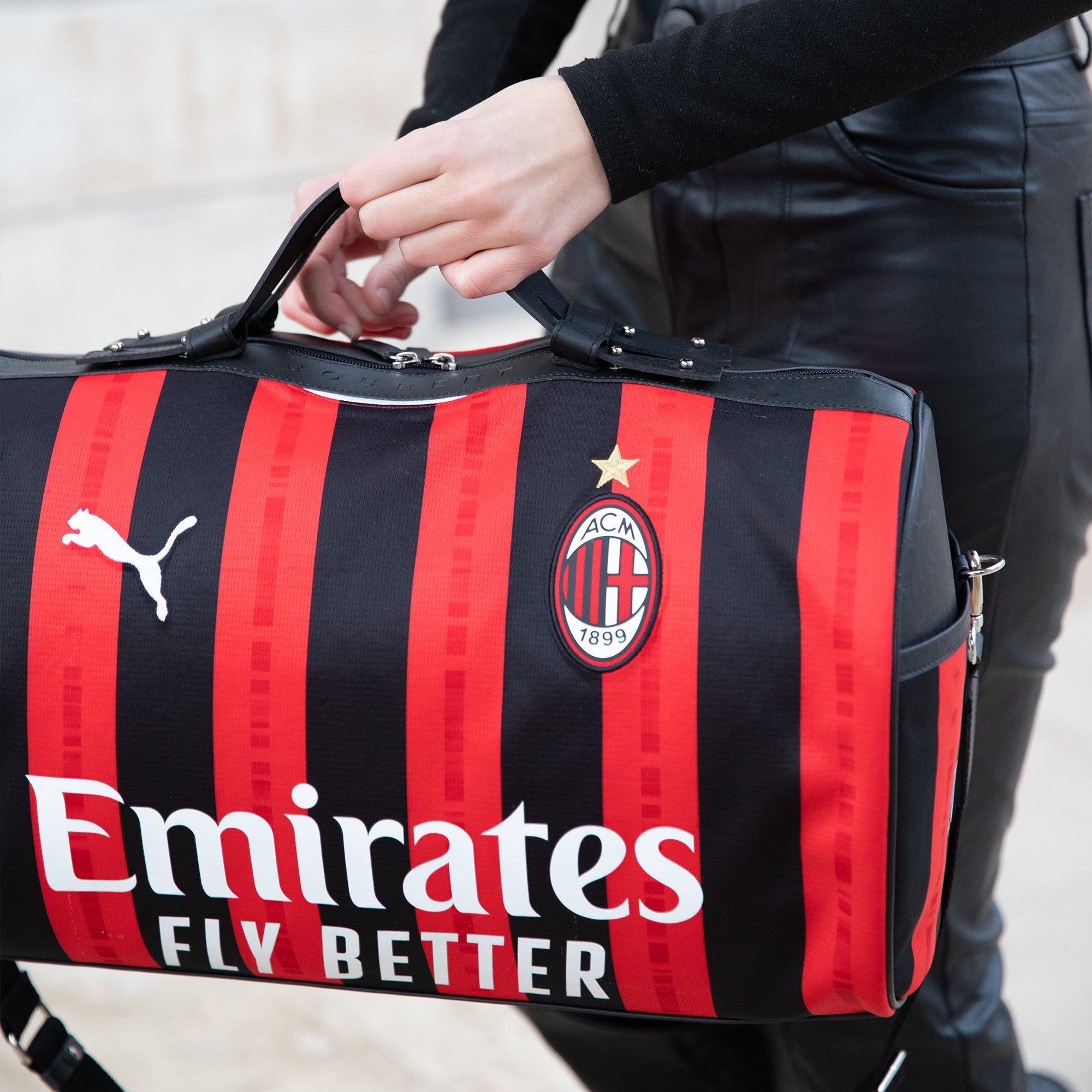 Sac 45 Métamorphose maillot AC Milan