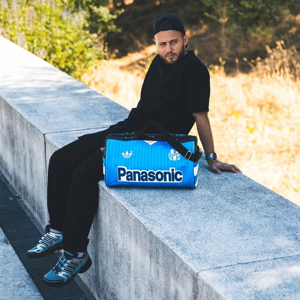 On transforme vos maillots — SAC 45 MÉTAMORPHOSE x Olympique de Marseille 1990